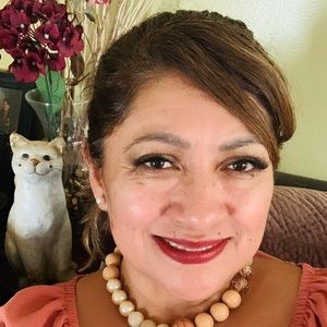 Meet your Posher, Maria